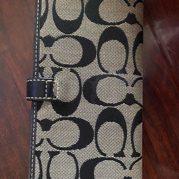 Coach Wallet - Picture 3 of 3